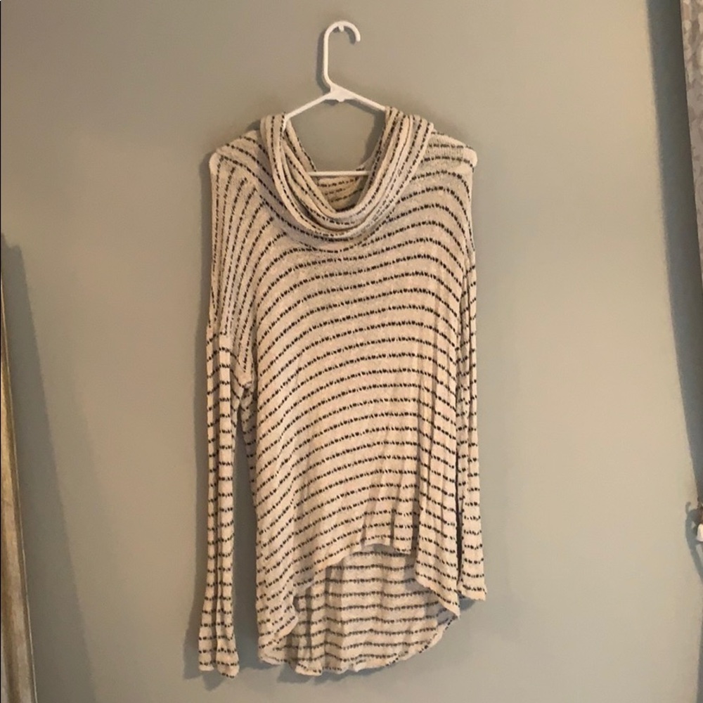 Long sleeve sweater